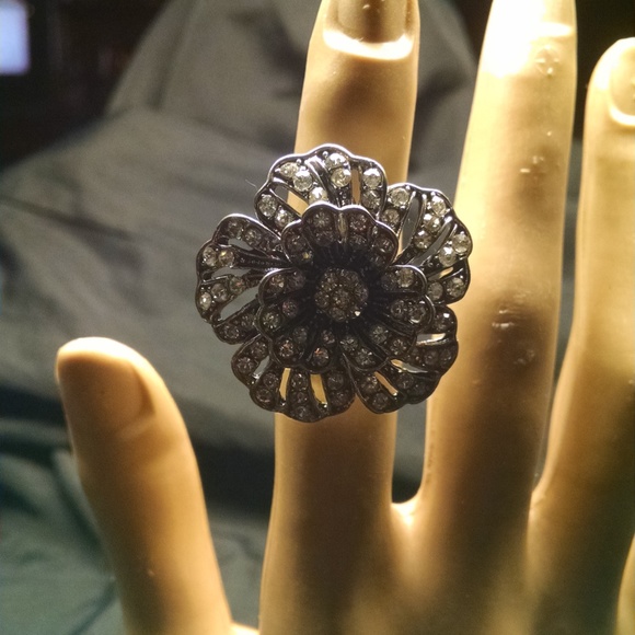 Elegant Fancy Rose Flower Rhinestones Sexy Ring